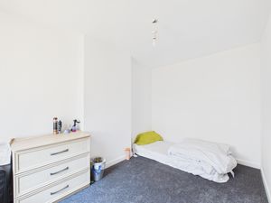 Bedroom- click for photo gallery